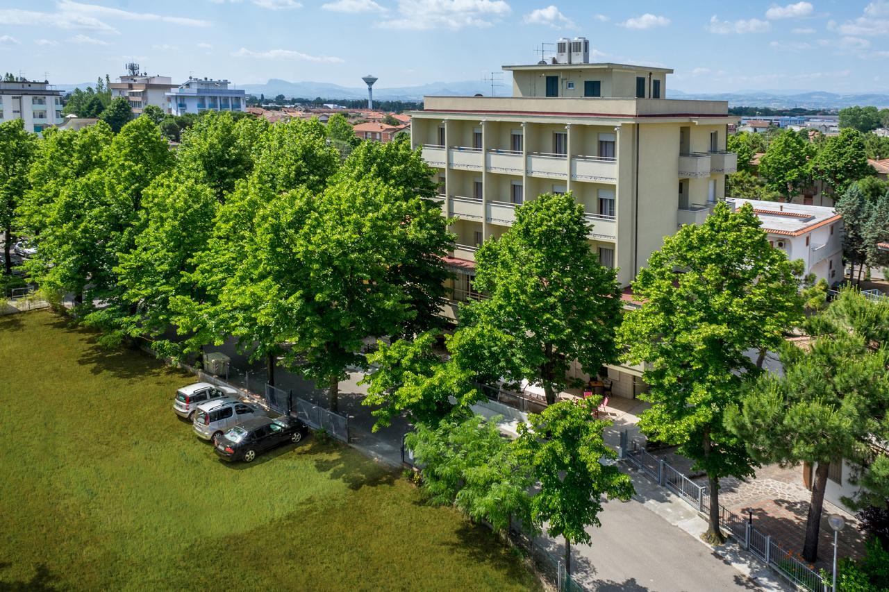 Hotel Gattuccio Cesenatico Exterior foto